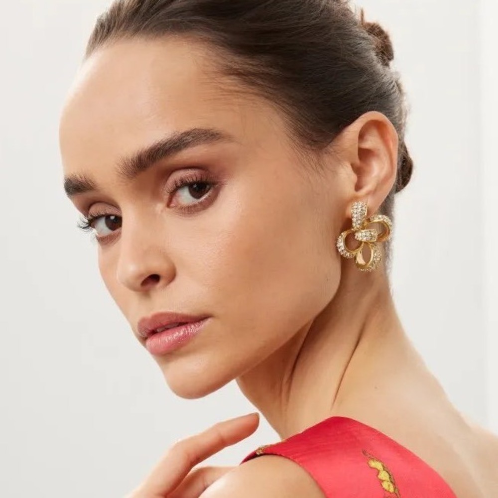Oscar de la Renta Gold Clover Pavé Crystal Clip-On Earrings OS - Picture 2 of 14